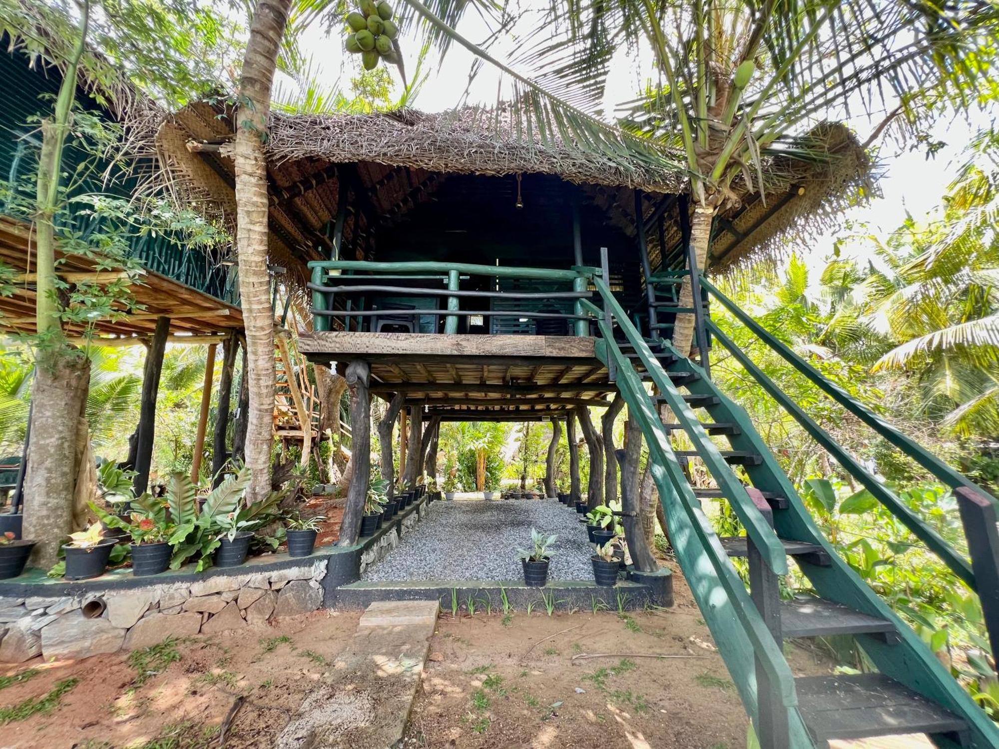Lake Face Cabana Tissamaharama Exterior photo